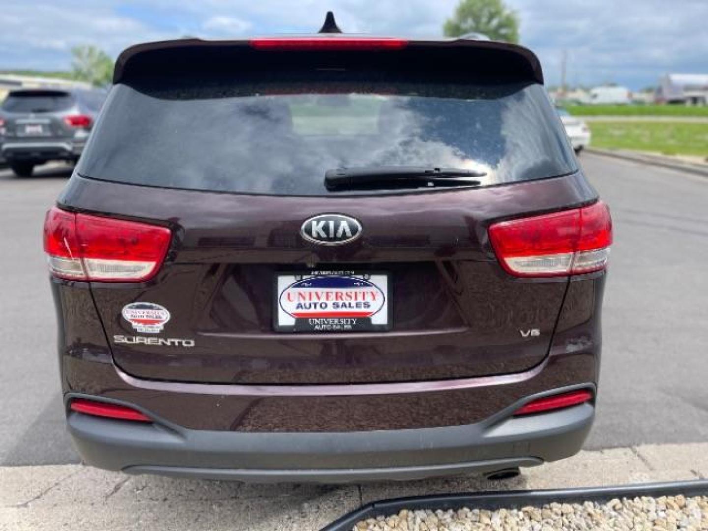 2016 Dark Cherry /Black, cloth Kia Sorento LX V6 AWD (5XYPGDA54GG) with an 3.3L V6 DOHC 24V engine, 6-Speed Automatic transmission, located at 3301 W Hwy 13, Burnsville, MN, 55337, (952) 460-3200, 44.775333, -93.320808 - Photo#5