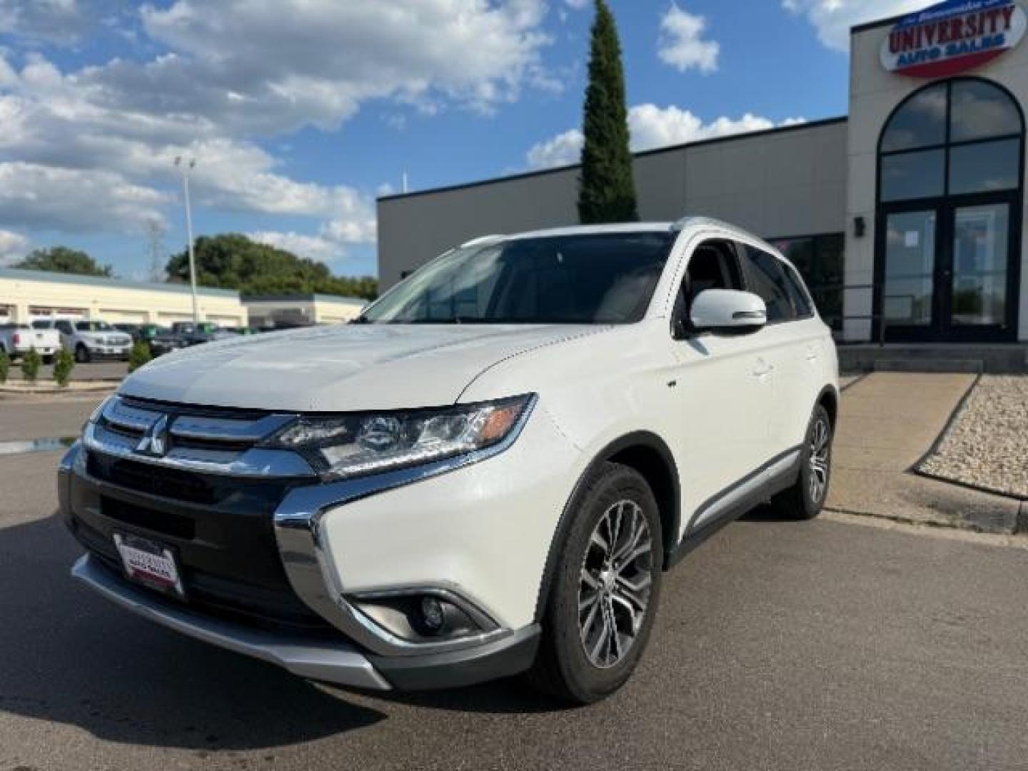 2017 Diamond White Mitsubishi Outlander GT S-AWC (JA4JZ4AX4HZ) with an 3.0L V6 SOHC 24V engine, Continuously Variabl transmission, located at 3301 W Hwy 13, Burnsville, MN, 55337, (952) 460-3200, 44.775333, -93.320808 - Photo#0
