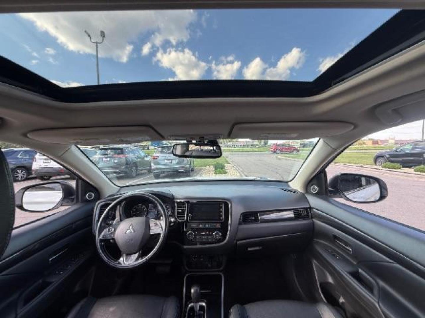 2017 Diamond White Mitsubishi Outlander GT S-AWC (JA4JZ4AX4HZ) with an 3.0L V6 SOHC 24V engine, Continuously Variabl transmission, located at 3301 W Hwy 13, Burnsville, MN, 55337, (952) 460-3200, 44.775333, -93.320808 - Photo#10