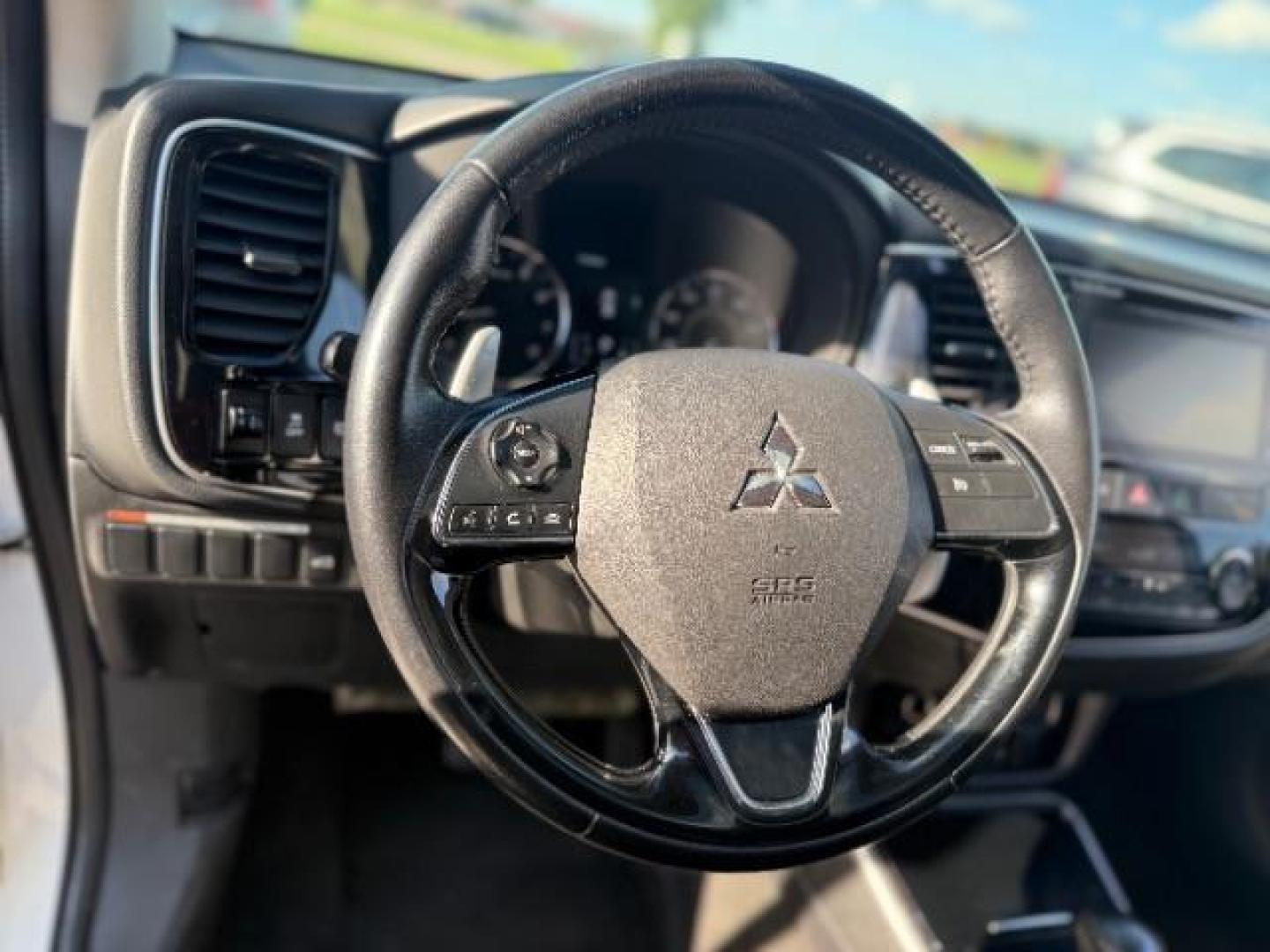 2017 Diamond White Mitsubishi Outlander GT S-AWC (JA4JZ4AX4HZ) with an 3.0L V6 SOHC 24V engine, Continuously Variabl transmission, located at 3301 W Hwy 13, Burnsville, MN, 55337, (952) 460-3200, 44.775333, -93.320808 - Photo#15