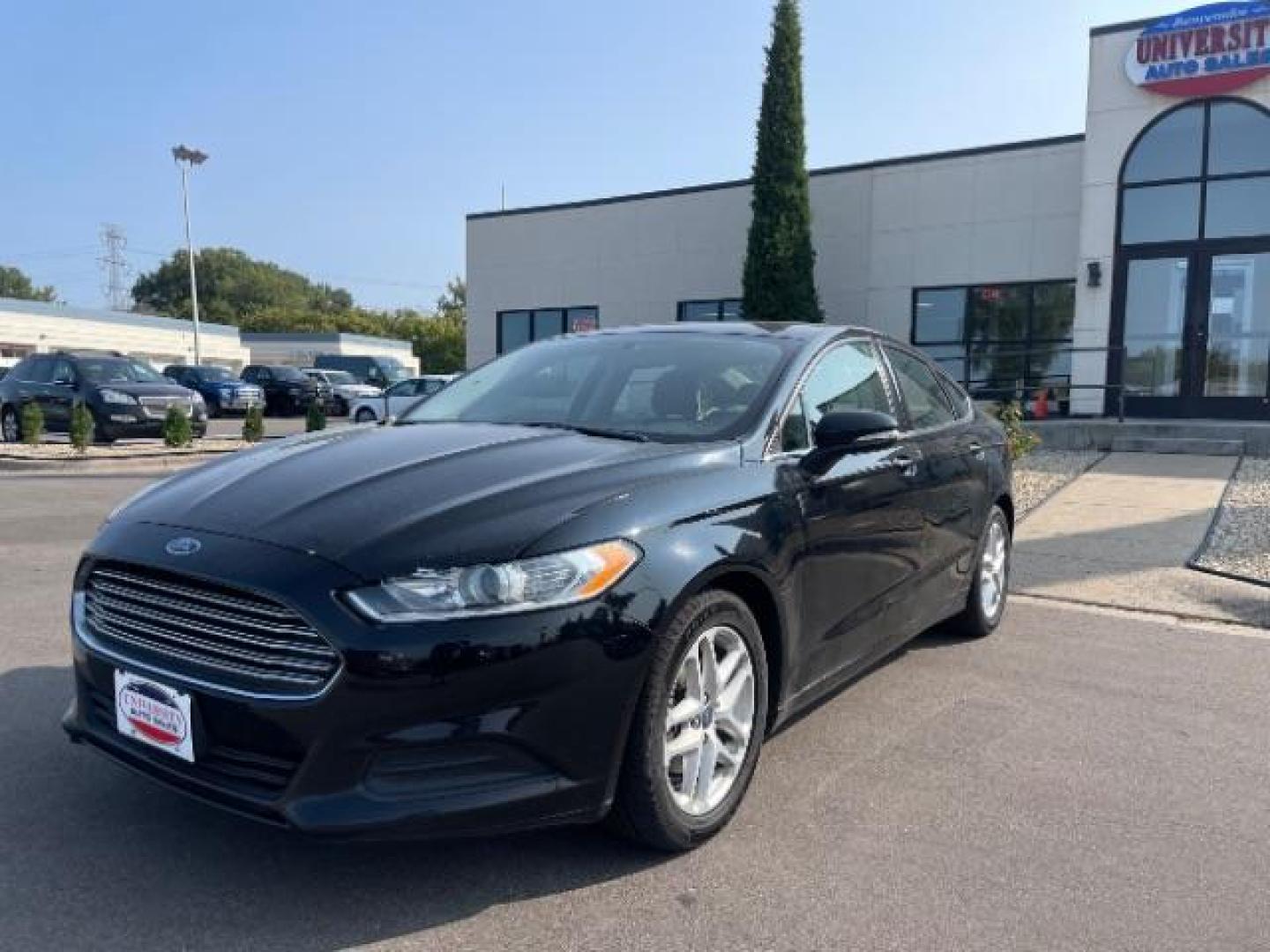 2016 Shadow Black Ford Fusion SE (3FA6P0HD4GR) with an 1.5L L4 DOHC 16V engine, 6-Speed Automatic transmission, located at 745 S Robert St, St. Paul, MN, 55107, (651) 222-2991, 44.923389, -93.081215 - Photo#3