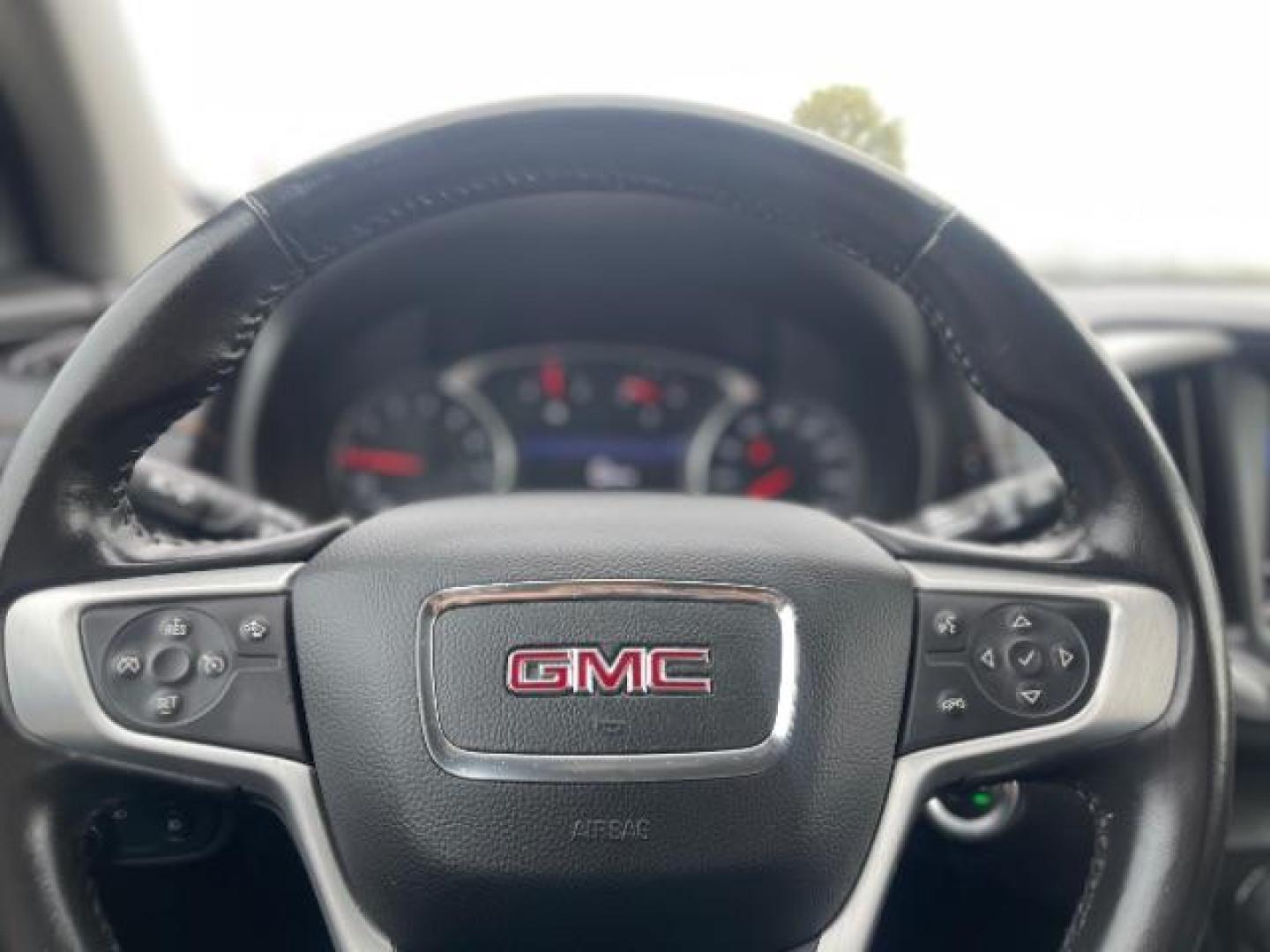 2020 GMC Terrain SLT AWD (3GKALVEV3LL) with an 1.4L L4 DOHC 16V TURBO engine, 6-Speed Automatic transmission, located at 3301 W Hwy 13, Burnsville, MN, 55337, (952) 460-3200, 44.775333, -93.320808 - Photo#15