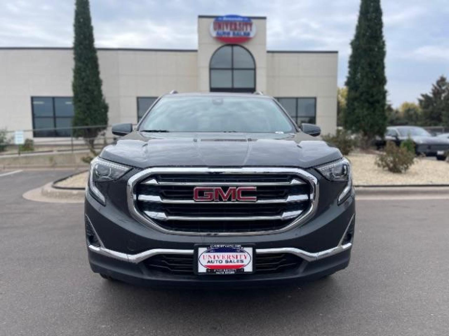 2020 GMC Terrain SLT AWD (3GKALVEV3LL) with an 1.4L L4 DOHC 16V TURBO engine, 6-Speed Automatic transmission, located at 3301 W Hwy 13, Burnsville, MN, 55337, (952) 460-3200, 44.775333, -93.320808 - Photo#1