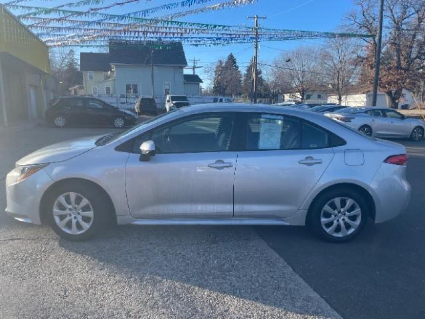 2020 Classic Silver Metal Toyota Corolla LE (5YFEPRAE3LP) with an 1.8L L4 DOHC 16V engine, Continuously Variabl transmission, located at 745 S Robert St, St. Paul, MN, 55107, (651) 222-2991, 44.923389, -93.081215 - Photo#1