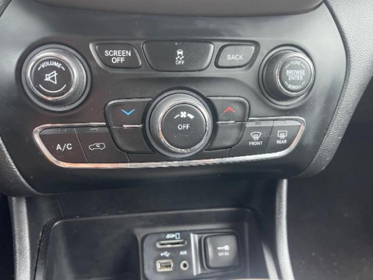 2017 Granite Metallic Cle Jeep Cherokee Latitude FWD (1C4PJLCB5HW) with an 2.4L L4 DOHC 16V engine, 9-Speed Automatic transmission, located at 745 S Robert St, St. Paul, MN, 55107, (651) 222-2991, 44.923389, -93.081215 - Photo#14