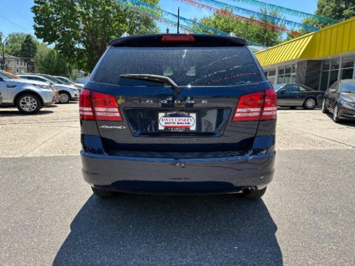 2018 BLUE Dodge Journey SE (3C4PDCAB0JT) with an 2.4L L4 DOHC 16V engine, 4-Speed Automatic transmission, located at 745 S Robert St, St. Paul, MN, 55107, (651) 222-2991, 44.923389, -93.081215- Photo#5
