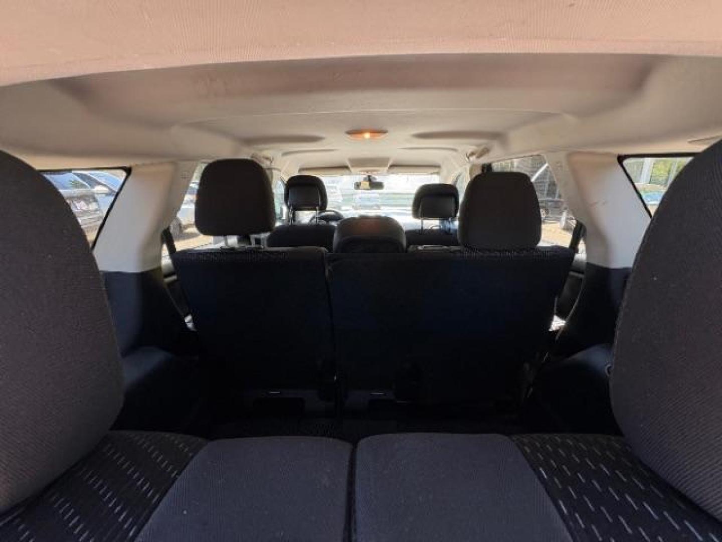 2018 BLUE Dodge Journey SE (3C4PDCAB0JT) with an 2.4L L4 DOHC 16V engine, 4-Speed Automatic transmission, located at 745 S Robert St, St. Paul, MN, 55107, (651) 222-2991, 44.923389, -93.081215- Photo#15