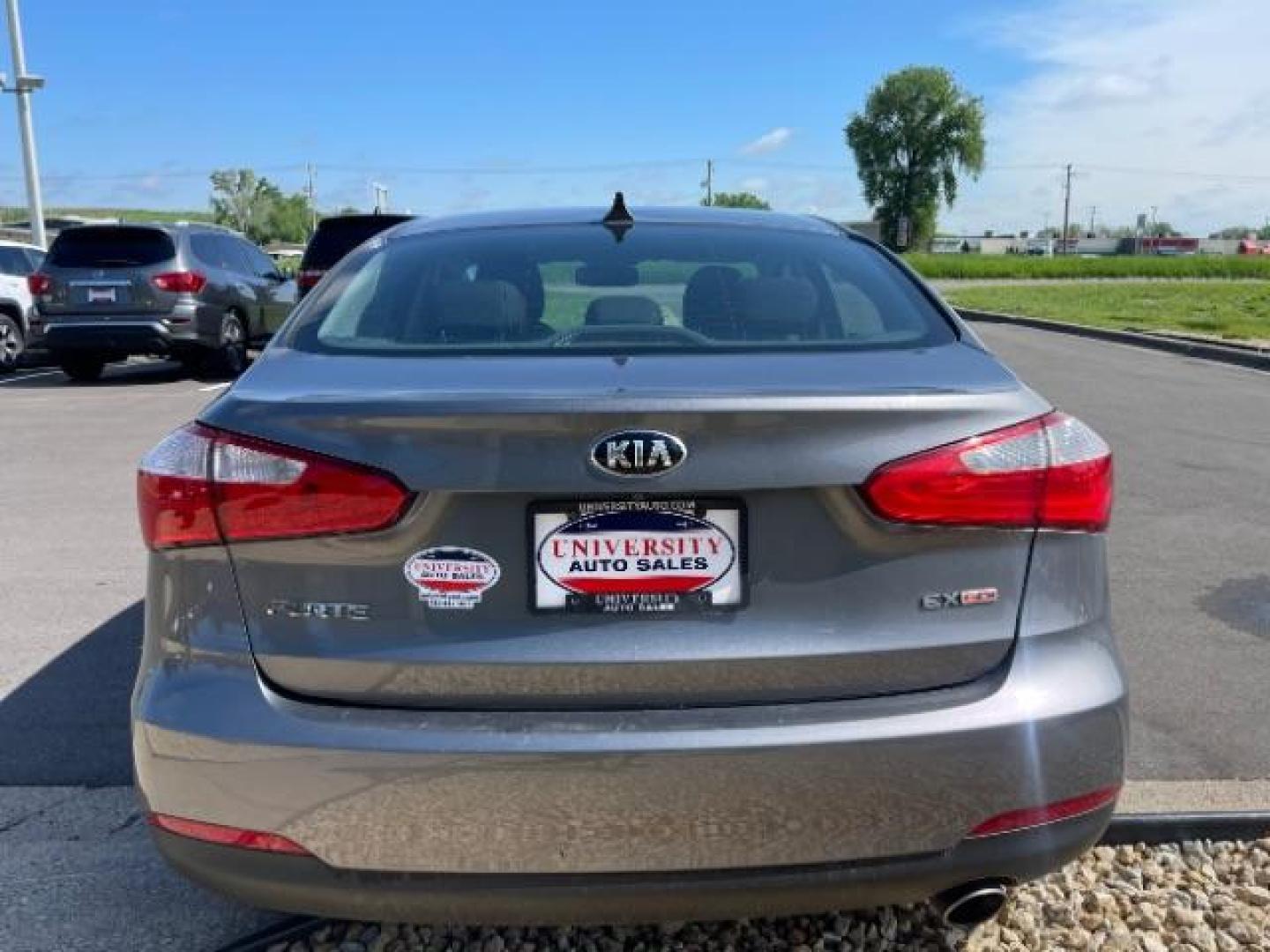 2016 Graphite Steel Kia Forte EX (KNAFX4A84G5) with an 2.0L L4 DOHC 16V engine, 6-Speed Automatic transmission, located at 3301 W Hwy 13, Burnsville, MN, 55337, (952) 460-3200, 44.775333, -93.320808 - Photo#2