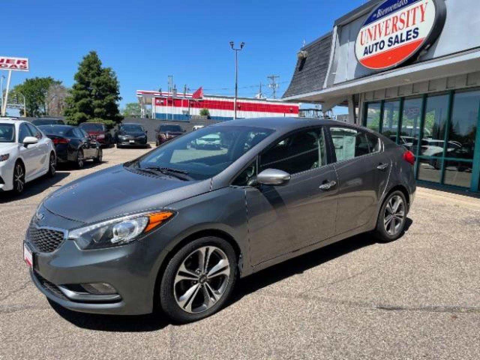 2016 Graphite Steel Kia Forte EX (KNAFX4A84G5) with an 2.0L L4 DOHC 16V engine, 6-Speed Automatic transmission, located at 3301 W Hwy 13, Burnsville, MN, 55337, (952) 460-3200, 44.775333, -93.320808 - Photo #1