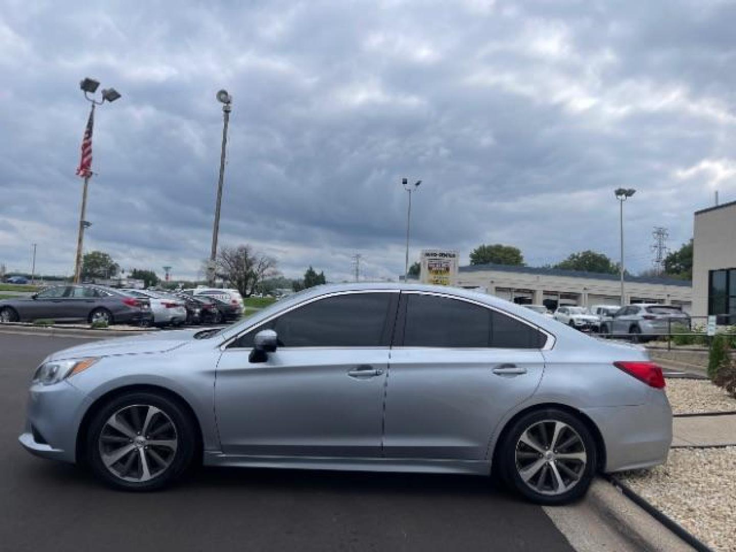 2016 Ice Silver Metallic Subaru Legacy 2.5i Limited (4S3BNAL66G3) with an 2.5L H4 SOHC 16V engine, Continuously Variabl transmission, located at 745 S Robert St, St. Paul, MN, 55107, (651) 222-2991, 44.923389, -93.081215 - Photo#12