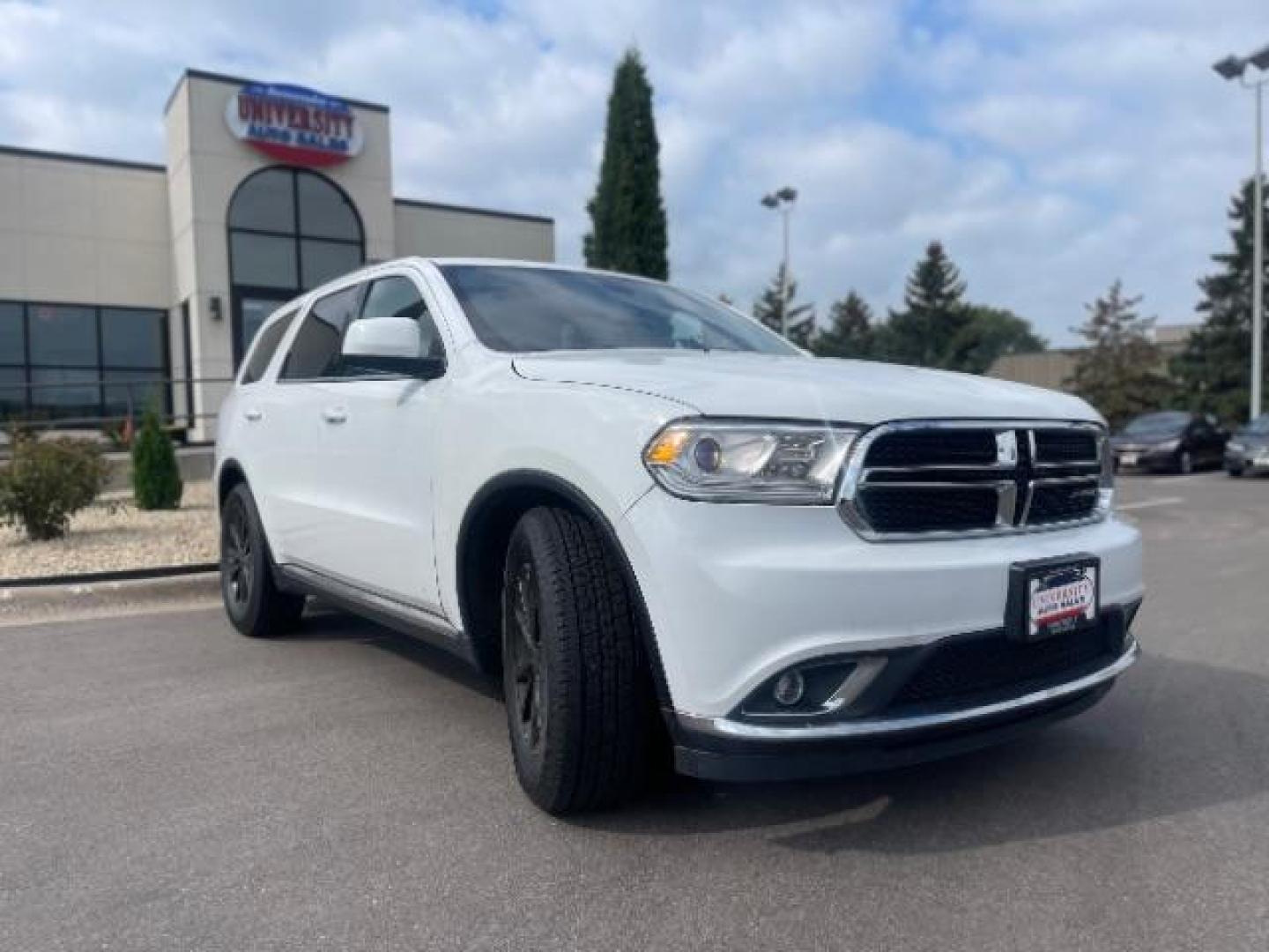 2014 Bright White Clearco /Black Dodge Durango SXT AWD (1C4RDJAG3EC) with an 3.6L V6 DOHC 24V engine, 8-Speed Automatic transmission, located at 3301 W Hwy 13, Burnsville, MN, 55337, (952) 460-3200, 44.775333, -93.320808 - Photo#6