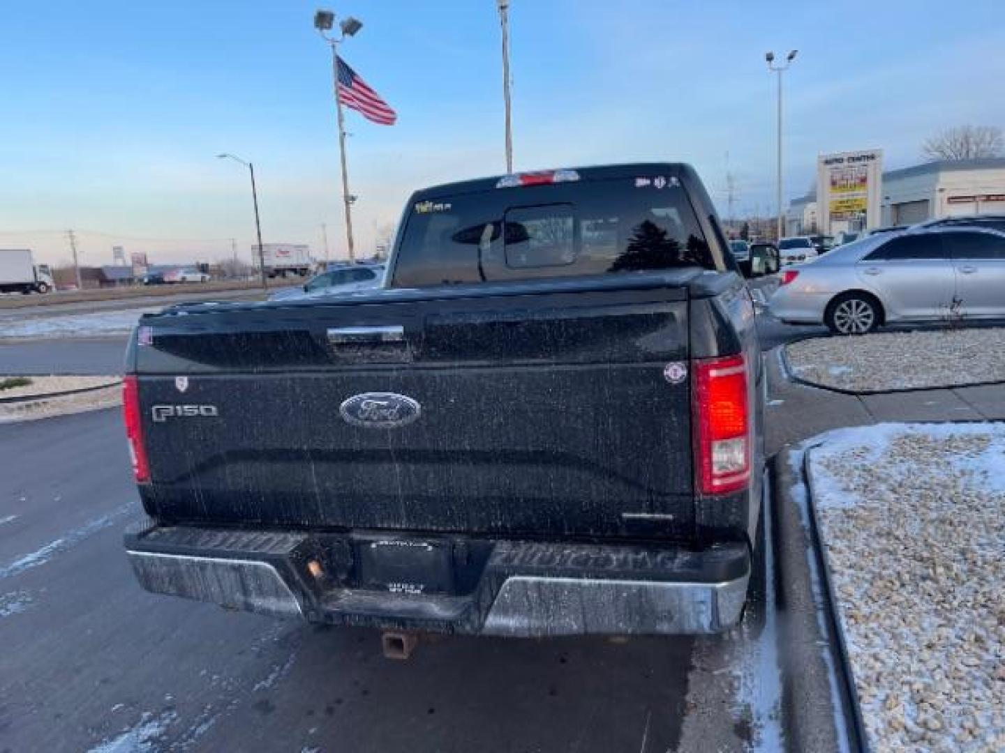 2015 Tuxedo Black Metalli Ford F-150 XLT SuperCrew 5.5-ft (1FTEW1E84FF) with an 3.5L V6 TURBO engine, 6-Speed Automatic transmission, located at 745 S Robert St, St. Paul, MN, 55107, (651) 222-2991, 44.923389, -93.081215 - Photo#11