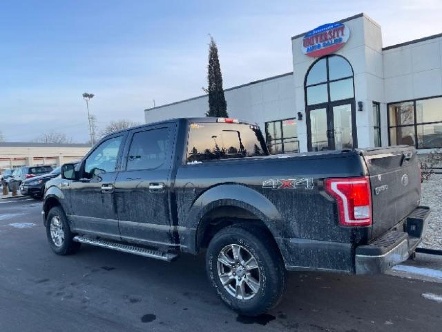 2015 Tuxedo Black Metalli Ford F-150 XLT SuperCrew 5.5-ft (1FTEW1E84FF) with an 3.5L V6 TURBO engine, 6-Speed Automatic transmission, located at 745 S Robert St, St. Paul, MN, 55107, (651) 222-2991, 44.923389, -93.081215 - Photo#3