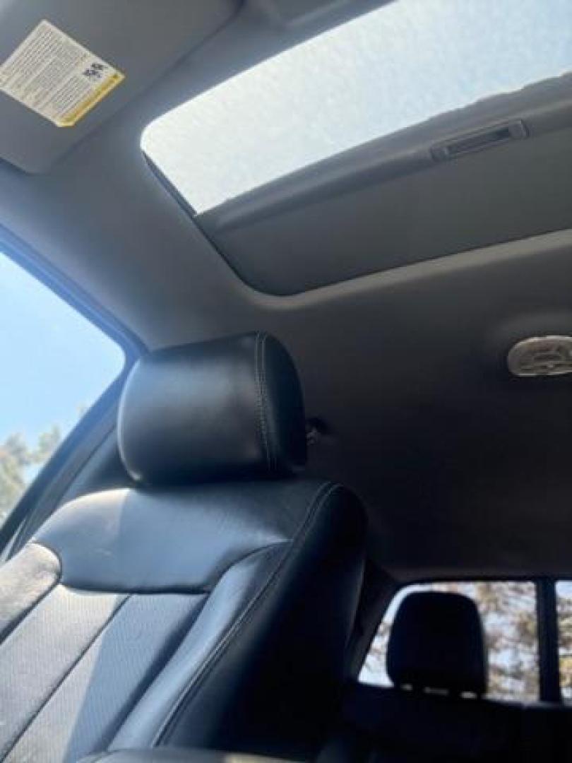 2013 WHITE Ford F-150 Lariat SuperCrew 5.5 (1FTFW1ET6DK) with an 3.5L V6 TURBO engine, 6-Speed Automatic transmission, located at 3301 W Hwy 13, Burnsville, MN, 55337, (952) 460-3200, 44.775333, -93.320808 - Photo#13