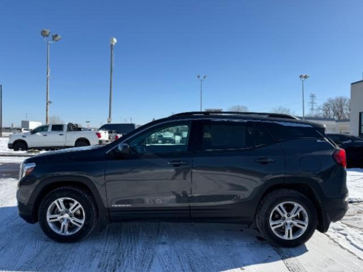 2018 Graphite Gray Metall GMC Terrain SLE AWD (3GKALTEV2JL) with an 1.4L L4 DOHC 16V TUR engine, 6-Speed Automatic transmission, located at 3301 W Hwy 13, Burnsville, MN, 55337, (952) 460-3200, 44.775333, -93.320808 - Photo#3