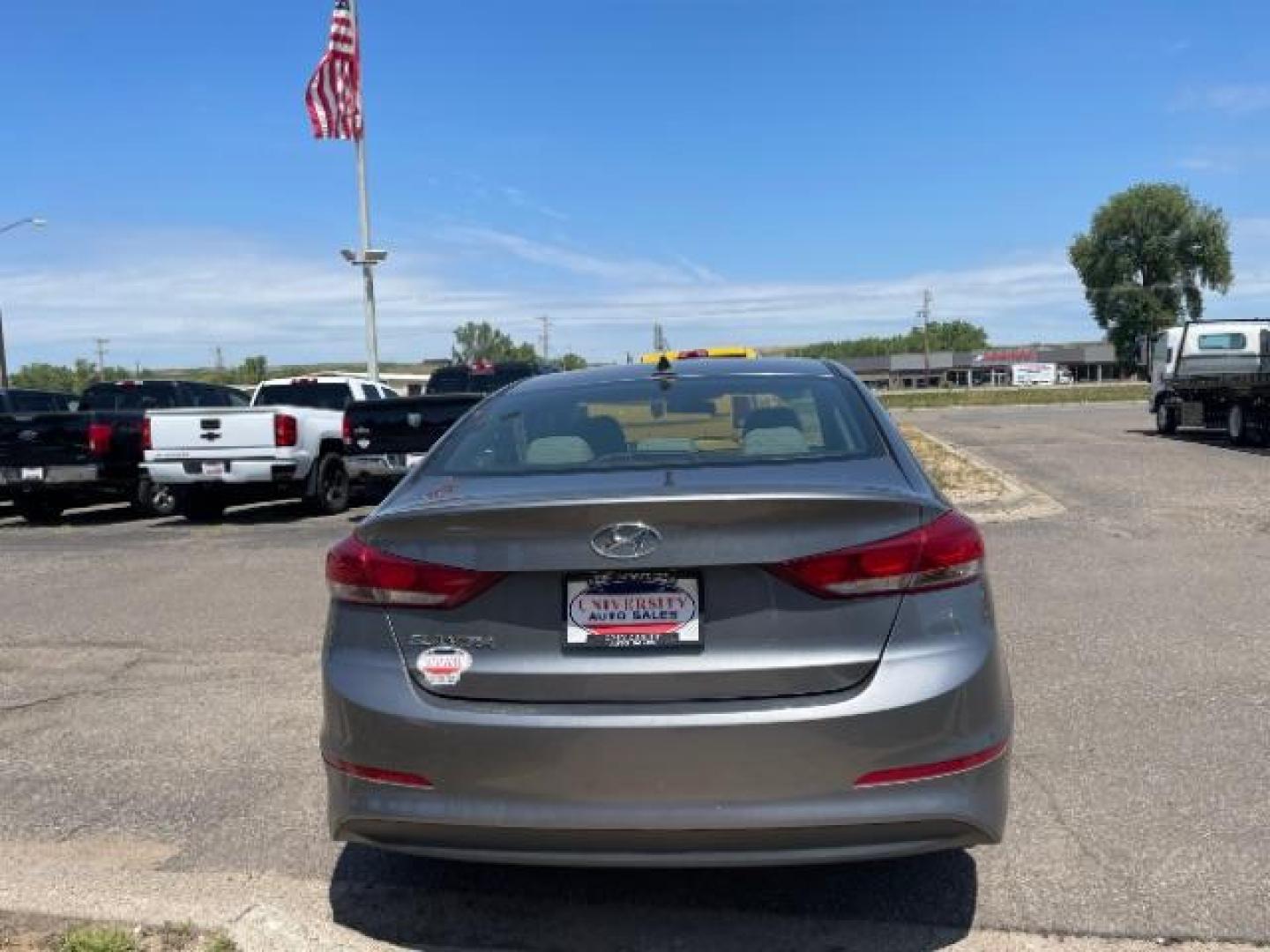 2018 Machine Gray Hyundai Elantra Limited (5NPD84LF6JH) with an 1.8L L4 DOHC 16V engine, 6-Speed Automatic transmission, located at 745 S Robert St, St. Paul, MN, 55107, (651) 222-2991, 44.923389, -93.081215 - Photo#4