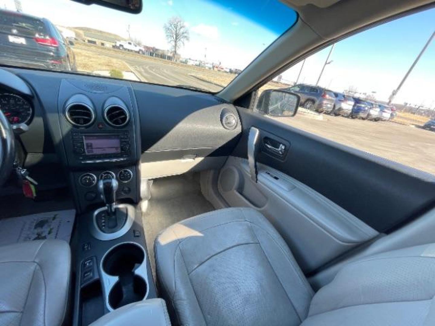 2012 Super Black Nissan Rogue S AWD (JN8AS5MV0CW) with an 2.5L L4 DOHC 16V engine, Continuously Variabl transmission, located at 3301 W Hwy 13, Burnsville, MN, 55337, (952) 460-3200, 44.775333, -93.320808 - Photo#20