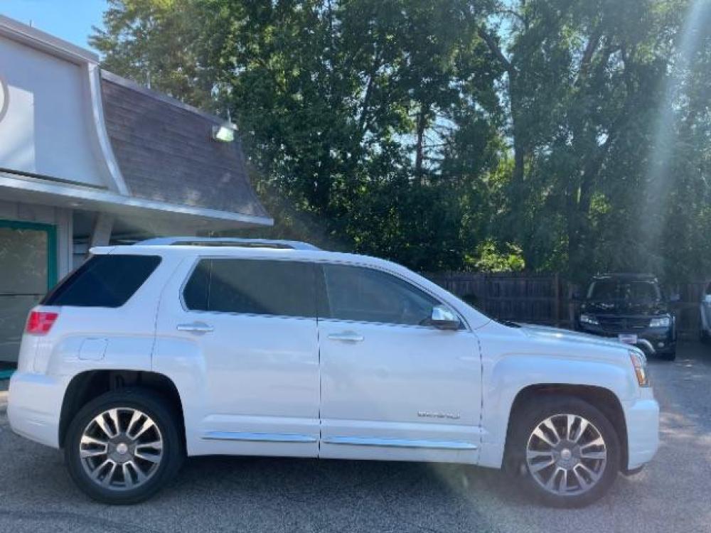 2016 White Frost Tricoat GMC Terrain Denali AWD (2GKFLVE35G6) with an 3.6L V6 DOHC 24V engine, 6-Speed Automatic transmission, located at 3301 W Hwy 13, Burnsville, MN, 55337, (952) 460-3200, 44.775333, -93.320808 - Photo #4