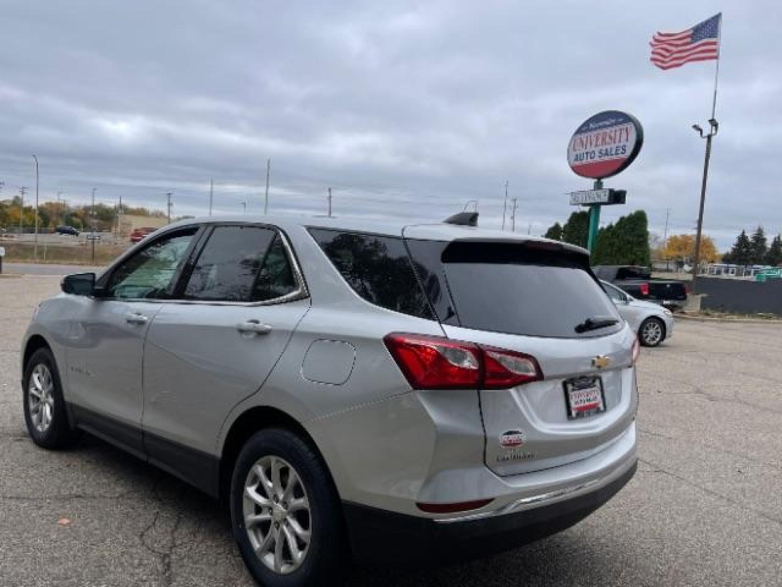 2018 SILVER Chevrolet Equinox LT 2WD (3GNAXJEV0JL) with an 1.5L L4 DOHC 16V TURBO engine, 6-Speed Automatic transmission, located at 616 E. 78th St, Richfield, MN, 55423, (612) 866-0331, 44.862831, -93.267143 - Photo #7