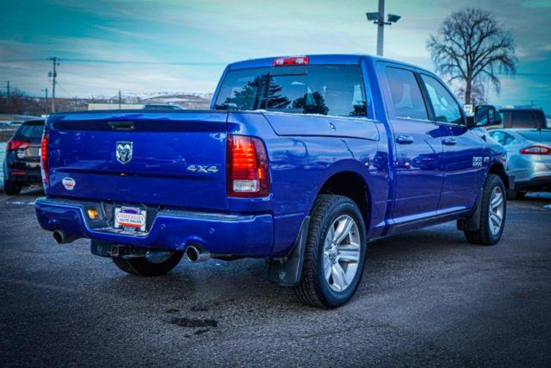 2015 BLUE RAM 1500 Sport Crew Cab SWB 4WD (1C6RR7MT2FS) with an 5.7L V8 OHV 16V engine, 8-Speed Automatic transmission, located at 834 West 7th Street, St. Paul, MN, 55102, (651) 797-6393, 44.930954, -93.121559 - Photo #6