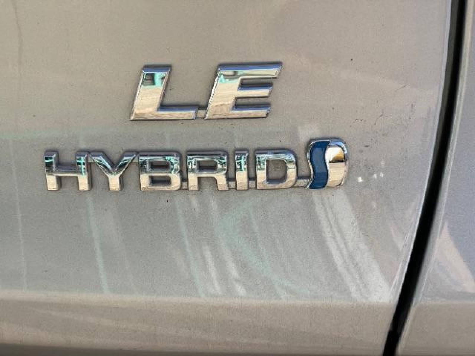 2019 Silver Sky Metallic Toyota RAV4 Hybrid LE (2T3MWRFV8KW) with an 2.5L L4 DOHC 16V HYBRID engine, Continuously Variable Transmission transmission, located at 3301 W Hwy 13, Burnsville, MN, 55337, (952) 460-3200, 44.775333, -93.320808 - Photo #5