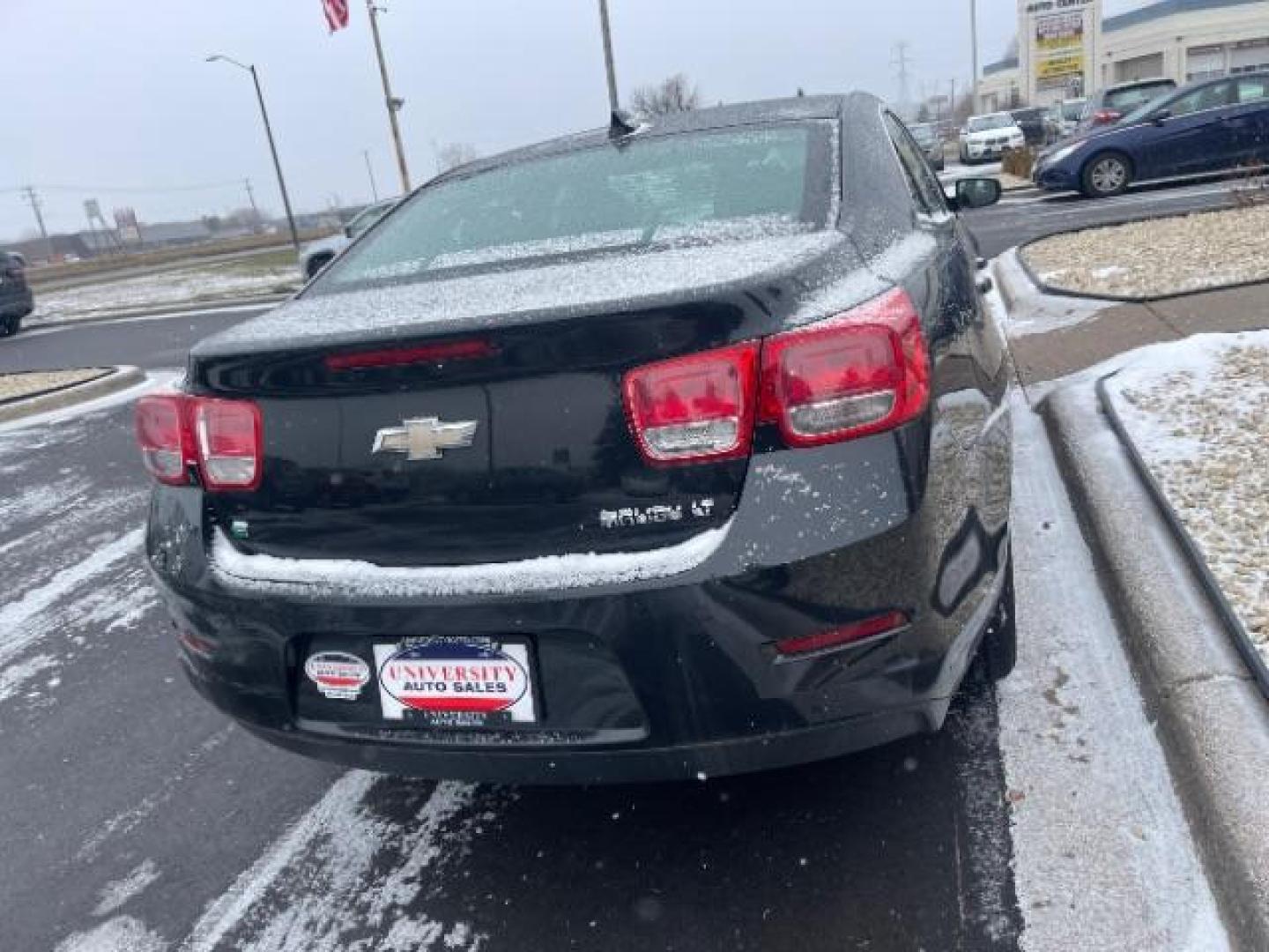 2015 Black Granite Metall Chevrolet Malibu 1LT (1G11C5SLXFF) with an 2.5L L4 DOHC 16V engine, 6-Speed Automatic transmission, located at 3301 W Hwy 13, Burnsville, MN, 55337, (952) 460-3200, 44.775333, -93.320808 - Photo#4