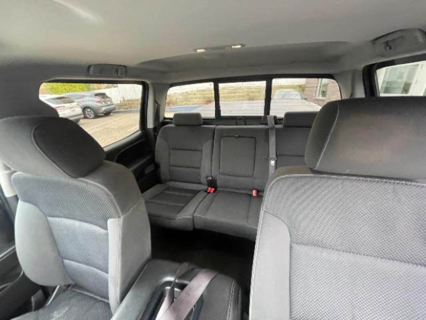 2015 Deep Ocean Blue Meta Chevrolet Silverado 1500 LT Crew Cab 4WD (3GCUKREC3FG) with an 5.3L V8 OHV 16V engine, 6-Speed Automatic transmission, located at 745 S Robert St, St. Paul, MN, 55107, (651) 222-2991, 44.923389, -93.081215 - Photo#13