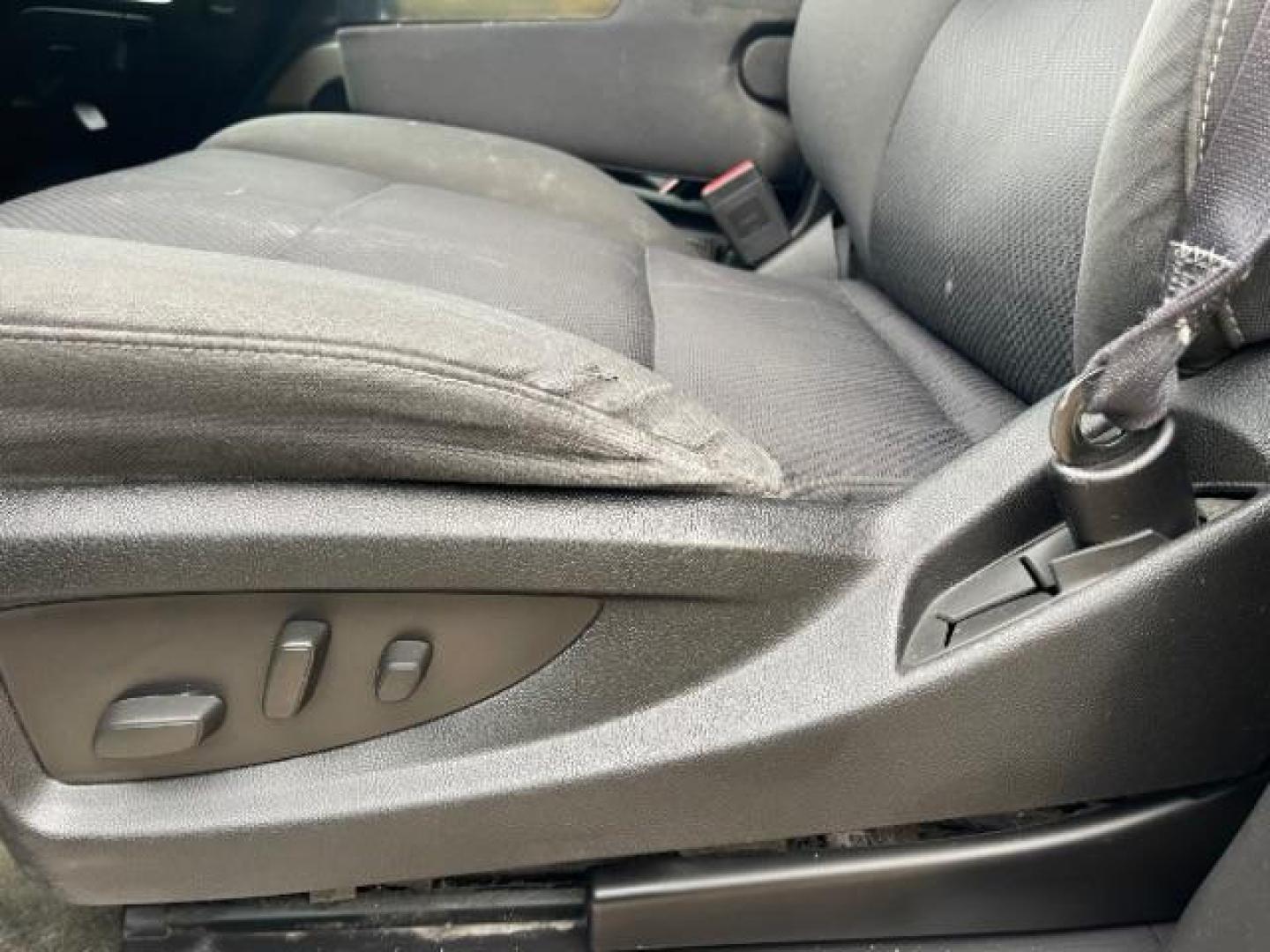 2015 Deep Ocean Blue Meta Chevrolet Silverado 1500 LT Crew Cab 4WD (3GCUKREC3FG) with an 5.3L V8 OHV 16V engine, 6-Speed Automatic transmission, located at 745 S Robert St, St. Paul, MN, 55107, (651) 222-2991, 44.923389, -93.081215 - Photo#15