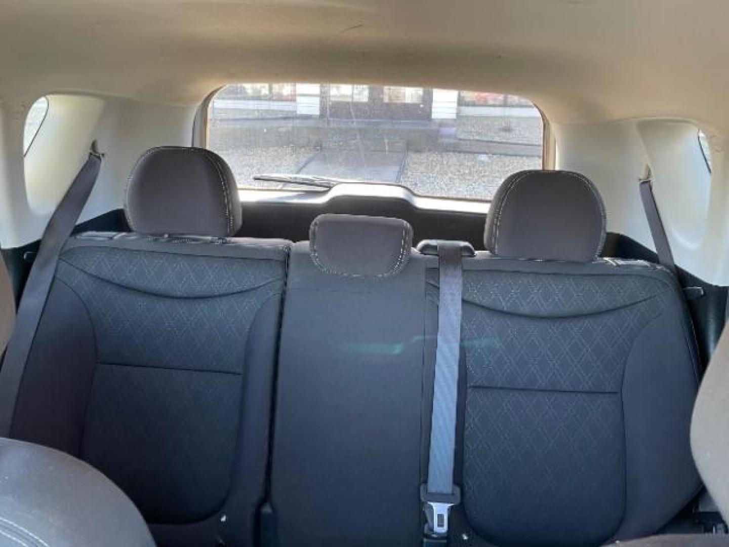 2017 GREY Kia Soul Base 6M (KNDJN2A24H7) with an 1.6L L4 DOHC 16V engine, 6-Speed Automatic transmission, located at 3301 W Hwy 13, Burnsville, MN, 55337, (952) 460-3200, 44.775333, -93.320808 - Photo#11