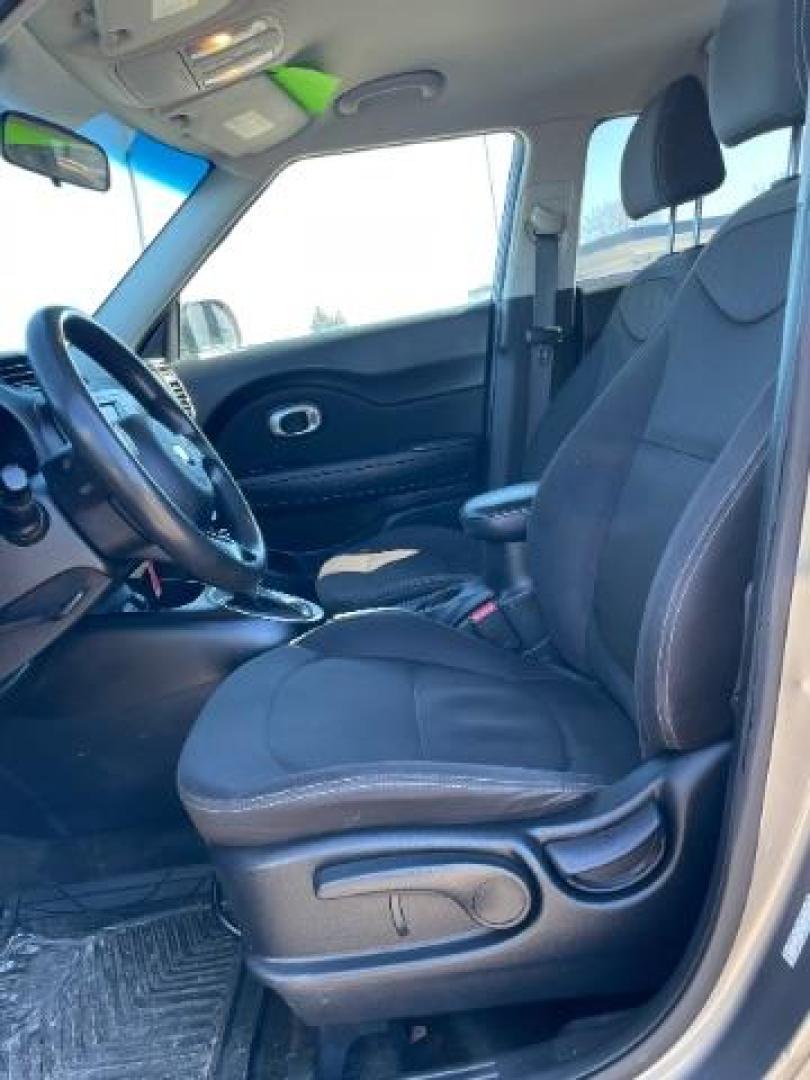2017 GREY Kia Soul Base 6M (KNDJN2A24H7) with an 1.6L L4 DOHC 16V engine, 6-Speed Automatic transmission, located at 3301 W Hwy 13, Burnsville, MN, 55337, (952) 460-3200, 44.775333, -93.320808 - Photo#12