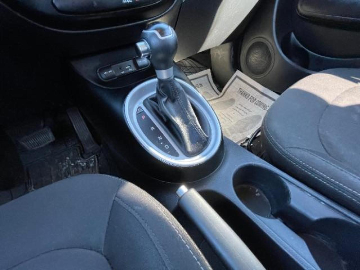 2017 GREY Kia Soul Base 6M (KNDJN2A24H7) with an 1.6L L4 DOHC 16V engine, 6-Speed Automatic transmission, located at 3301 W Hwy 13, Burnsville, MN, 55337, (952) 460-3200, 44.775333, -93.320808 - Photo#7