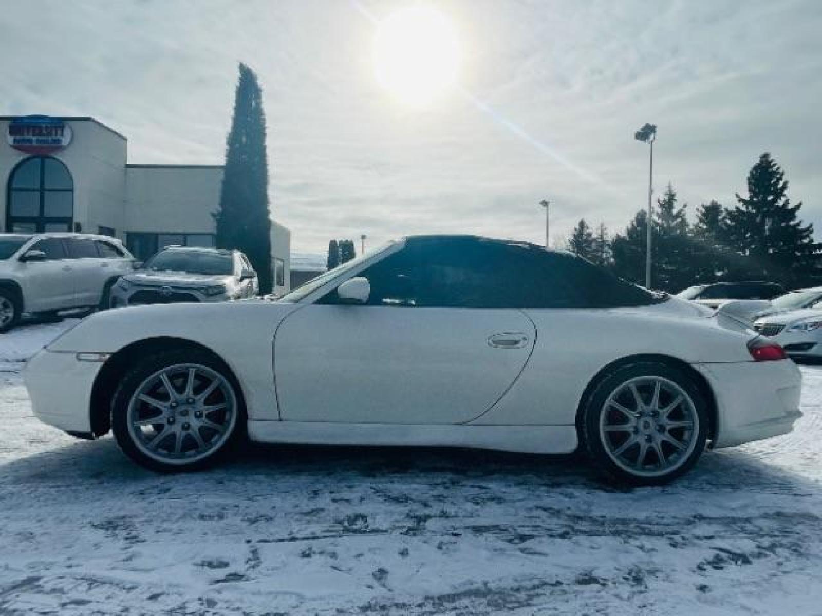 2000 WHITE Porsche 911 Carrera Cabriolet (WP0CA2994YS) with an 3.4L H6 DOHC 24V engine, located at 834 West 7th Street, St. Paul, MN, 55102, (651) 797-6393, 44.930954, -93.121559 - Photo #0