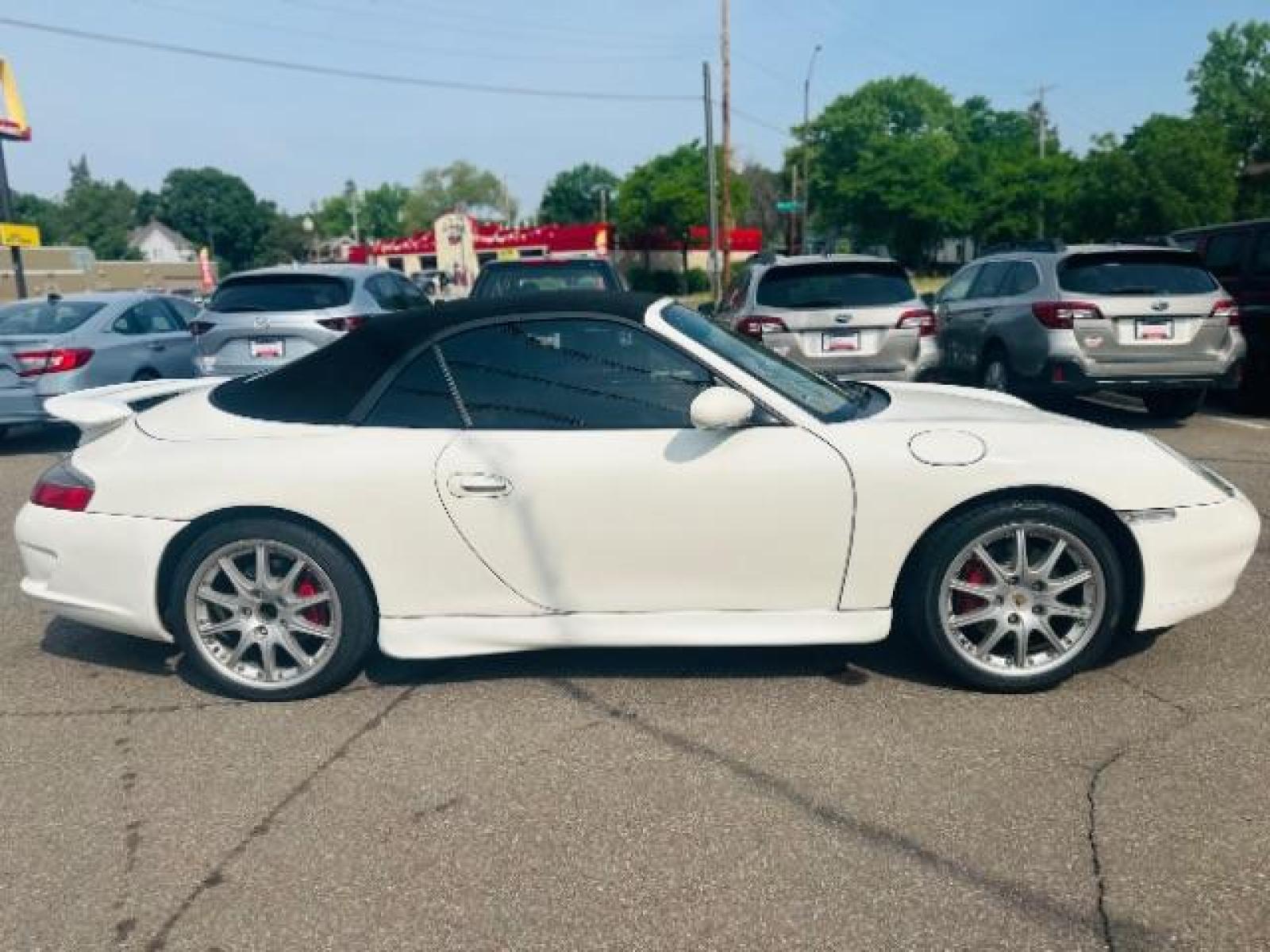 2000 WHITE Porsche 911 Carrera Cabriolet (WP0CA2994YS) with an 3.4L H6 DOHC 24V engine, 6-Speed Manual transmission, located at 3301 W Hwy 13, Burnsville, MN, 55337, (952) 460-3200, 44.775333, -93.320808 - Photo #5