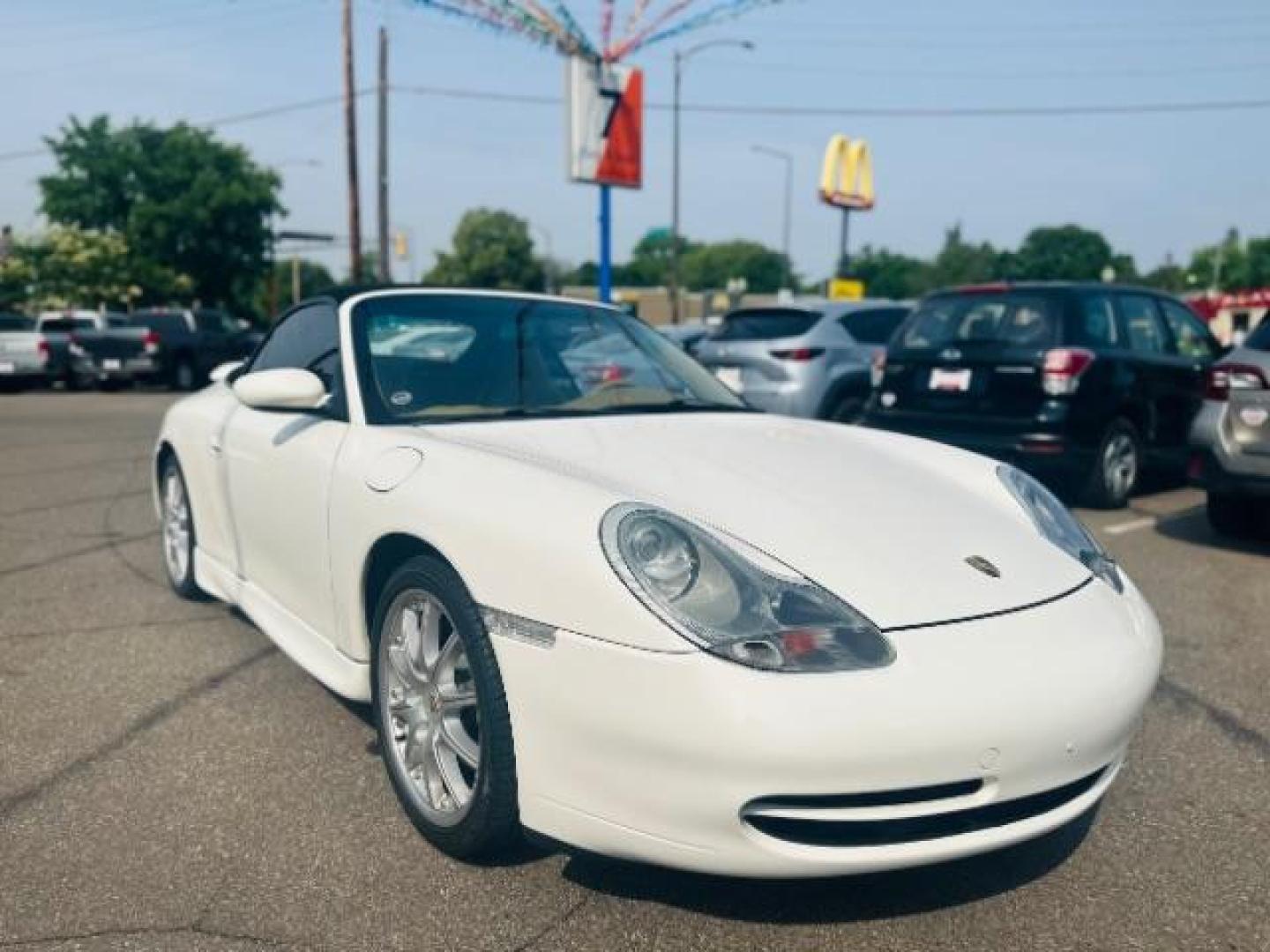 2000 WHITE Porsche 911 Carrera Cabriolet (WP0CA2994YS) with an 3.4L H6 DOHC 24V engine, 6-Speed Manual transmission, located at 3301 W Hwy 13, Burnsville, MN, 55337, (952) 460-3200, 44.775333, -93.320808 - Photo#6