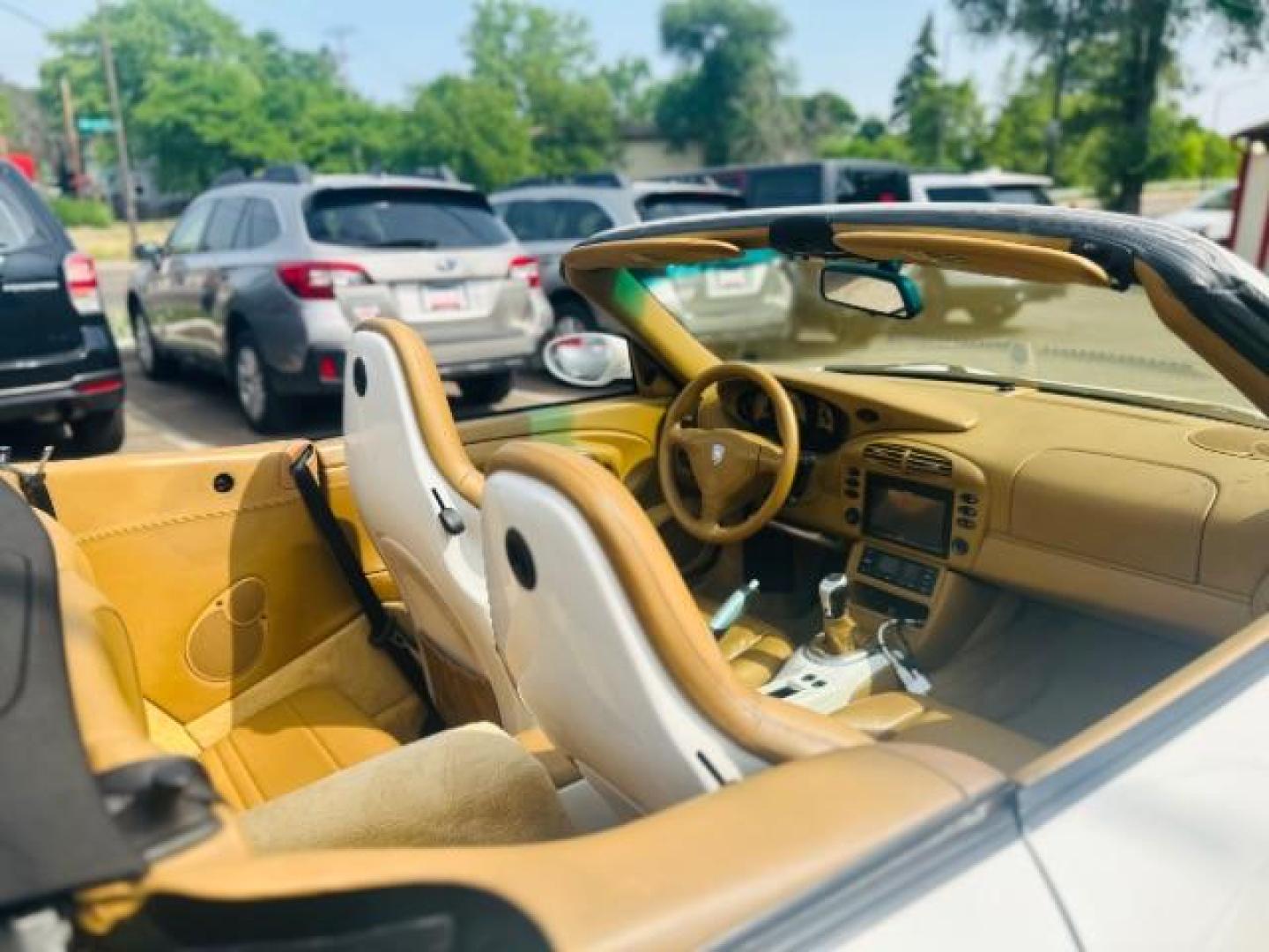 2000 WHITE Porsche 911 Carrera Cabriolet (WP0CA2994YS) with an 3.4L H6 DOHC 24V engine, 6-Speed Manual transmission, located at 3301 W Hwy 13, Burnsville, MN, 55337, (952) 460-3200, 44.775333, -93.320808 - Photo#22