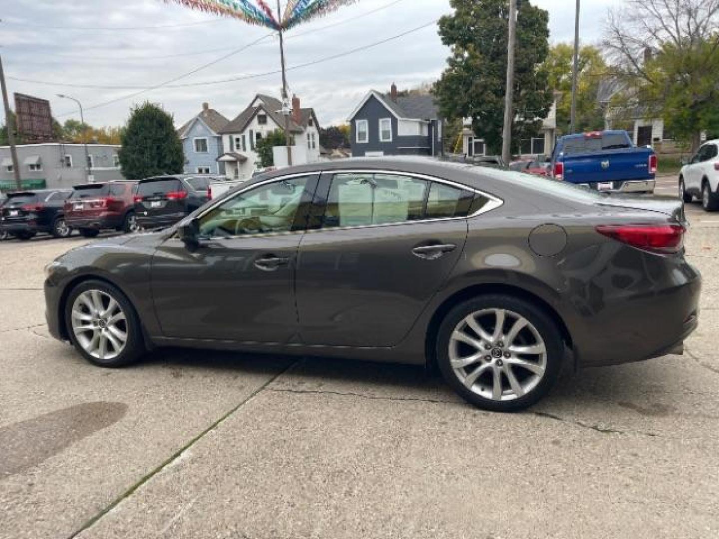 2017 BROWN Mazda Mazda6 i Touring AT (JM1GL1V56H1) with an 2.5L L4 DOHC 16V engine, 6-Speed Automatic transmission, located at 745 S Robert St, St. Paul, MN, 55107, (651) 222-2991, 44.923389, -93.081215 - Photo#7