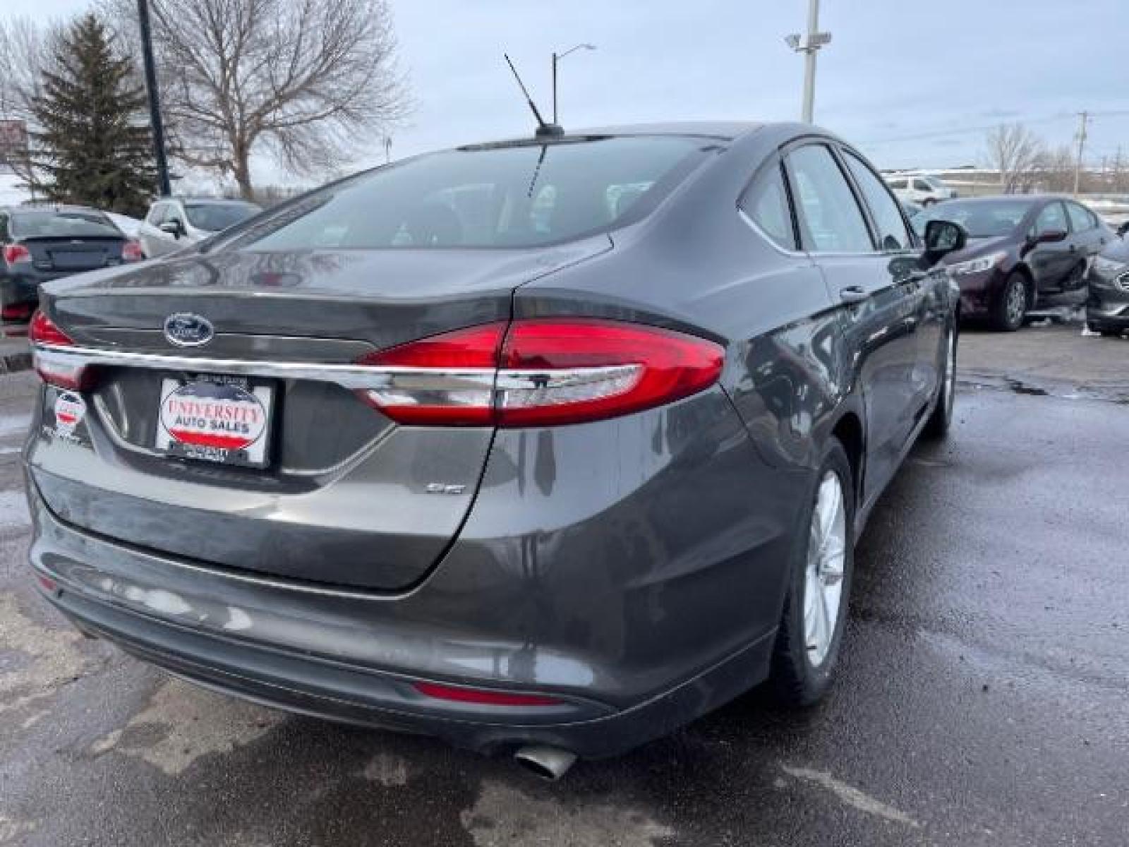 2018 Magnetic Metallic Ford Fusion SE (3FA6P0H74JR) with an 2.5L L4 DOHC 16V engine, 6-Speed Automatic transmission, located at 3301 W Hwy 13, Burnsville, MN, 55337, (952) 460-3200, 44.775333, -93.320808 - Photo #3