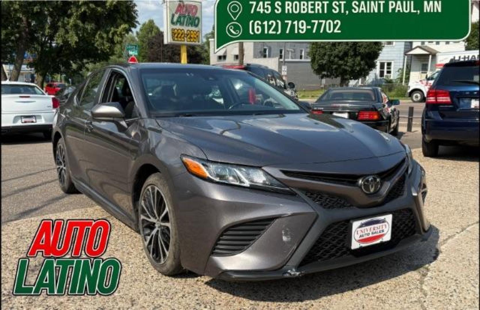 2020 Toyota Camry SE (4T1G11AK7LU) with an 2.5L L4 DOHC 16V engine, 8-Speed Automatic transmission, located at 745 S Robert St, St. Paul, MN, 55107, (651) 222-2991, 44.923389, -93.081215- Photo#0