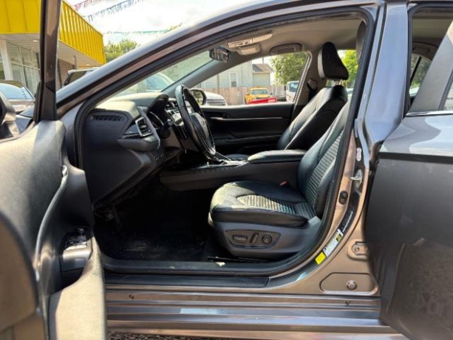 2020 Toyota Camry SE (4T1G11AK7LU) with an 2.5L L4 DOHC 16V engine, 8-Speed Automatic transmission, located at 745 S Robert St, St. Paul, MN, 55107, (651) 222-2991, 44.923389, -93.081215- Photo#10