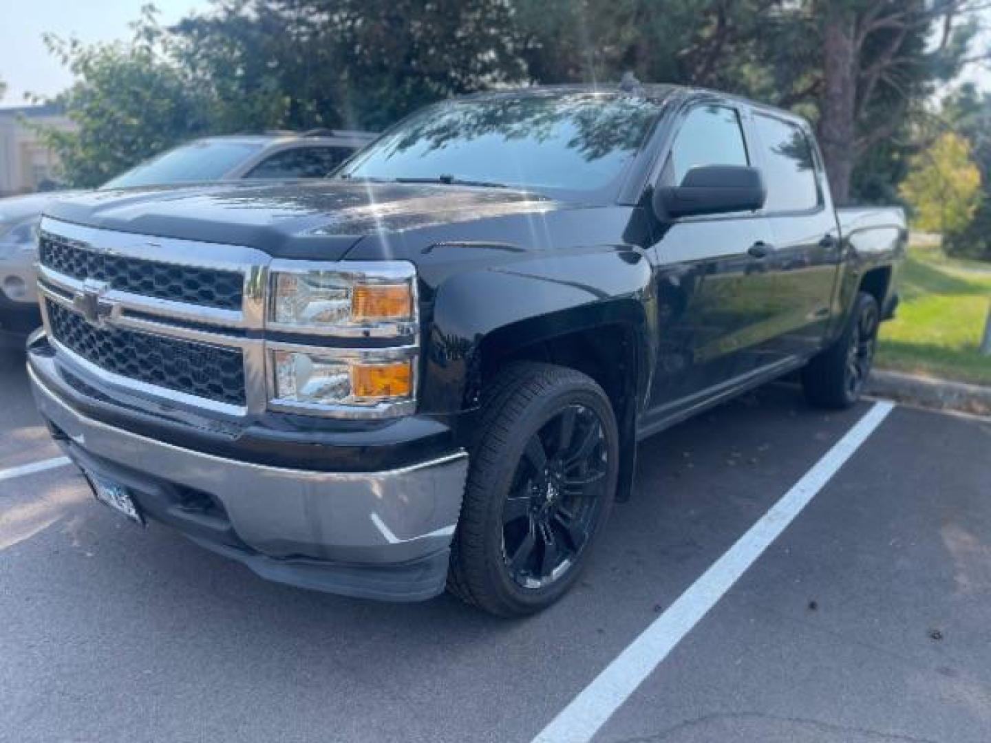 2014 Black Chevrolet Silverado 1500 1LT Crew Cab 4WD (3GCUKREC6EG) with an 5.3L V8 OHV 16V engine, 6-Speed Automatic transmission, located at 3301 W Hwy 13, Burnsville, MN, 55337, (952) 460-3200, 44.775333, -93.320808 - Photo#22