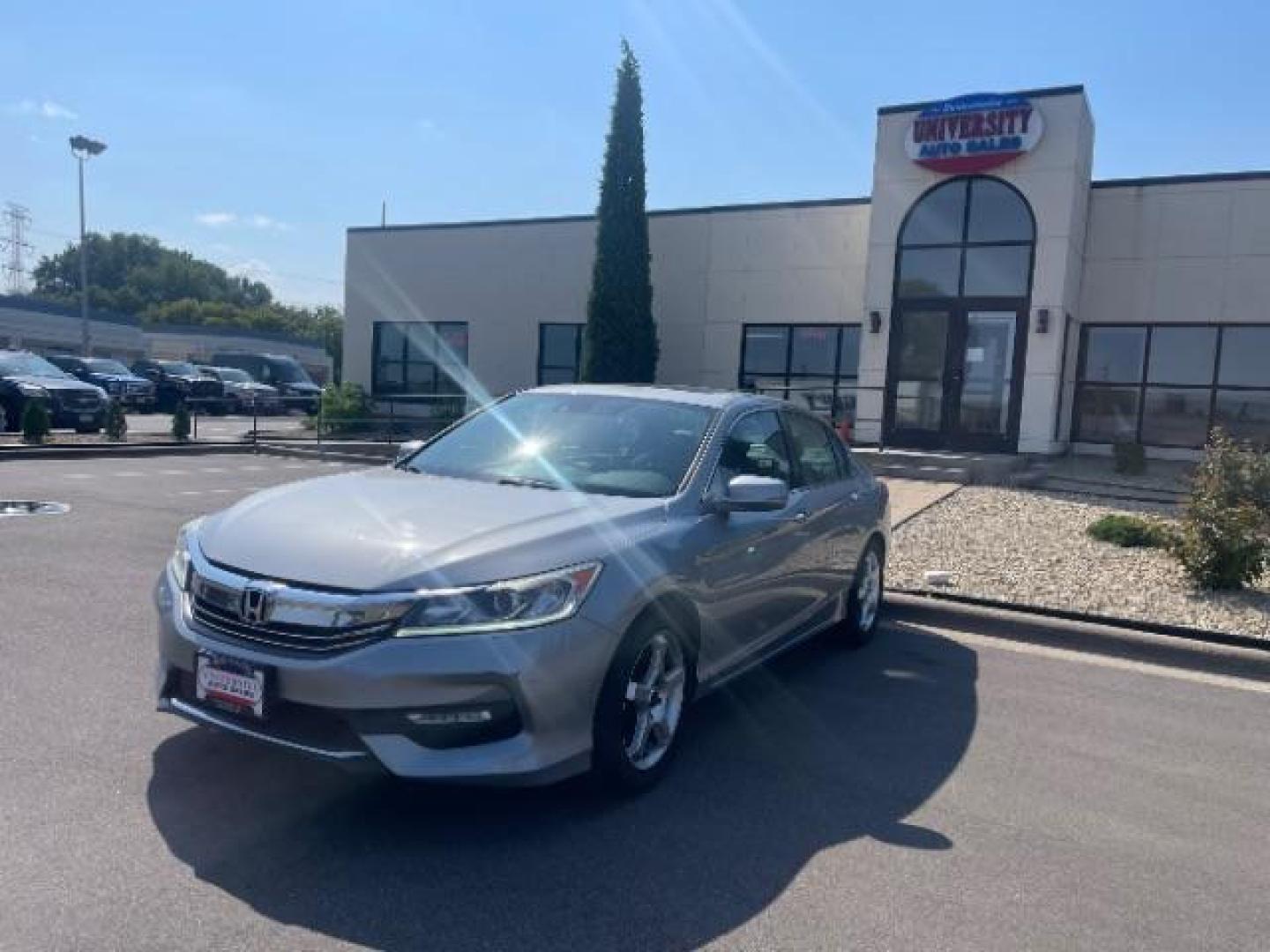 2016 Lunar Silver Metalli Honda Accord EX-L Sedan CVT w/ Ho (1HGCR2F98GA) with an 2.4L L4 DOHC 16V engine, Continuously Variabl transmission, located at 745 S Robert St, St. Paul, MN, 55107, (651) 222-2991, 44.923389, -93.081215 - Photo#5