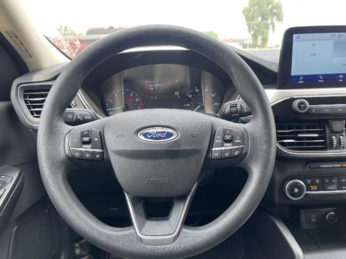 2020 Ingot Silver Metallic Ford Escape SE (1FMCU0G65LU) with an 1.5L L3 engine, 8-Speed Automatic transmission, located at 745 S Robert St, St. Paul, MN, 55107, (651) 222-2991, 44.923389, -93.081215 - Photo#9