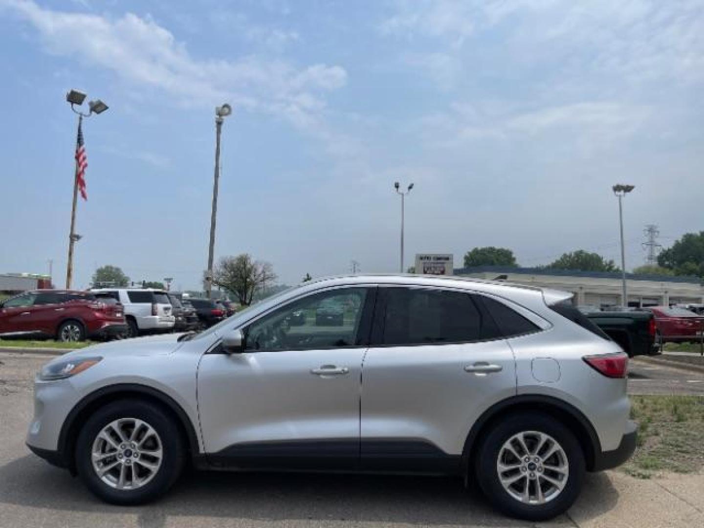 2020 Ingot Silver Metallic Ford Escape SE (1FMCU0G65LU) with an 1.5L L3 engine, 8-Speed Automatic transmission, located at 745 S Robert St, St. Paul, MN, 55107, (651) 222-2991, 44.923389, -93.081215 - Photo#2