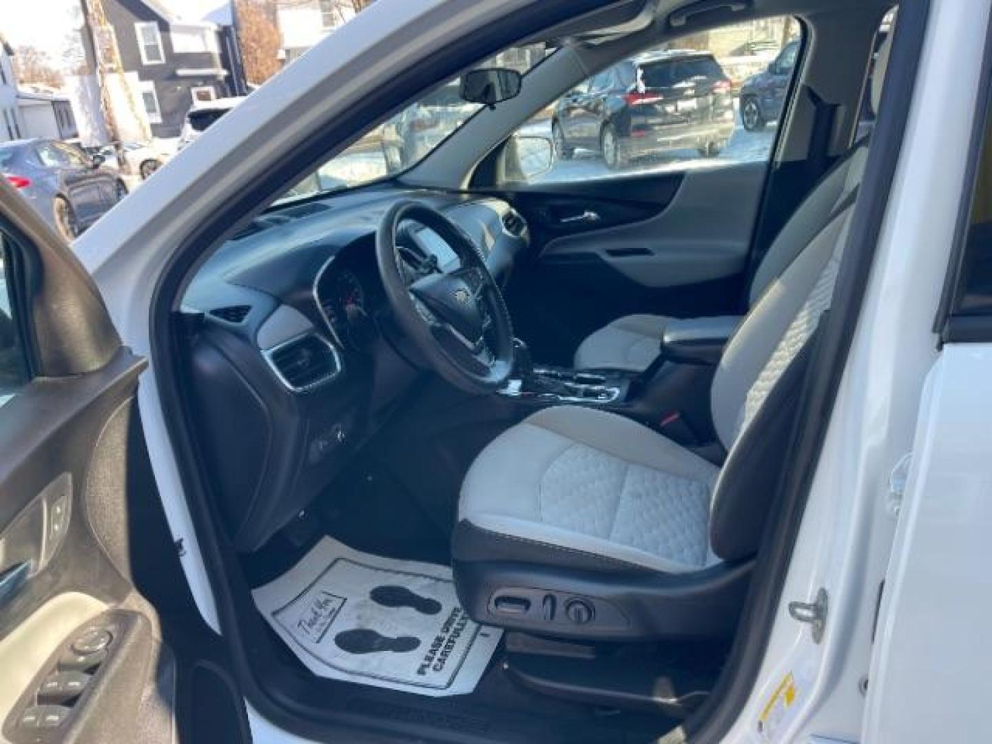 2019 Summit White Chevrolet Equinox LS 1.5 AWD (2GNAXSEVXK6) with an 1.5L L4 DIR DOHC 16V engine, 6-Speed Automatic transmission, located at 745 S Robert St, St. Paul, MN, 55107, (651) 222-2991, 44.923389, -93.081215 - Photo#8