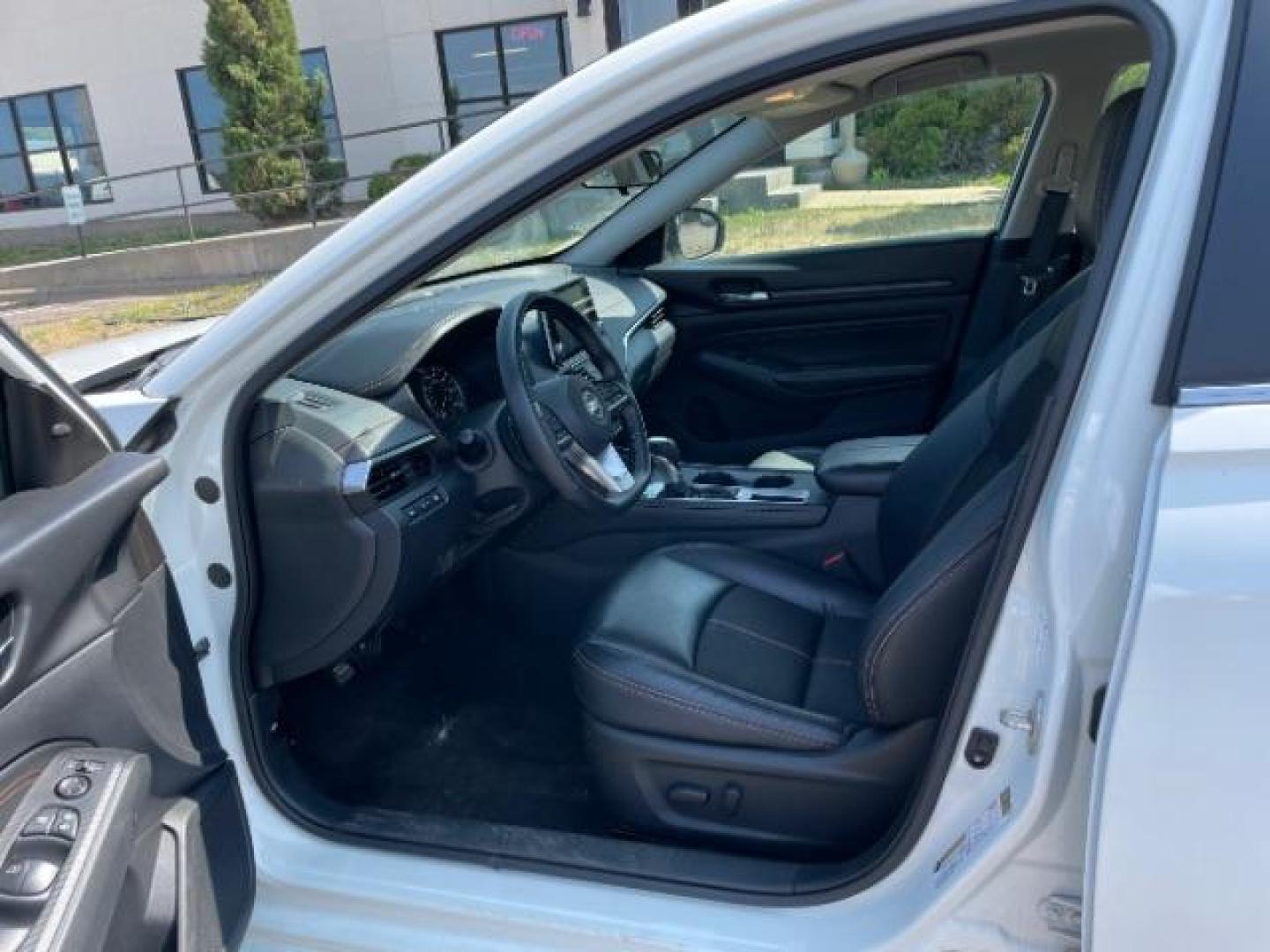 2021 Glacier White Nissan Altima 2.5 SR (1N4BL4CV9MN) with an 2.5L L4 DOHC 16V engine, Continuously Variable Transmission transmission, located at 3301 W Hwy 13, Burnsville, MN, 55337, (952) 460-3200, 44.775333, -93.320808 - Photo#22