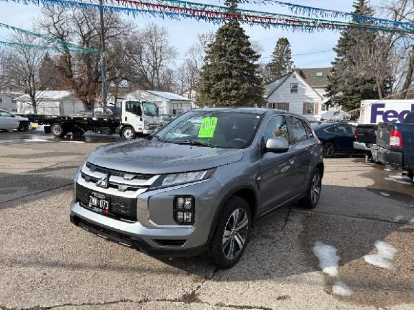 2022 Mercury Gray Metalli Mitsubishi Outlander Sport 2.0 ES CVT (JA4APUAU1NU) with an 2.0L L4 DOHC 16V engine, Continuously Variabl transmission, located at 745 S Robert St, St. Paul, MN, 55107, (651) 222-2991, 44.923389, -93.081215 - Photo#3