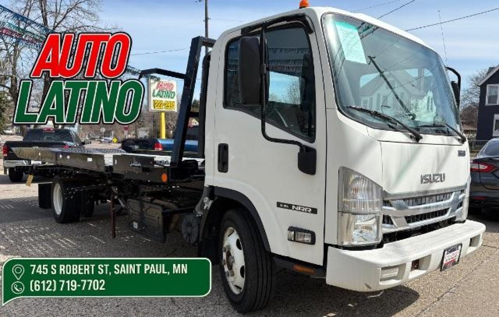 2019 WHITE Isuzu NQR - (JALE5W163K7) with an 5.2L L6 DIESEL engine, located at 745 S Robert St, St. Paul, MN, 55107, (651) 222-2991, 44.923389, -93.081215 - Photo#0