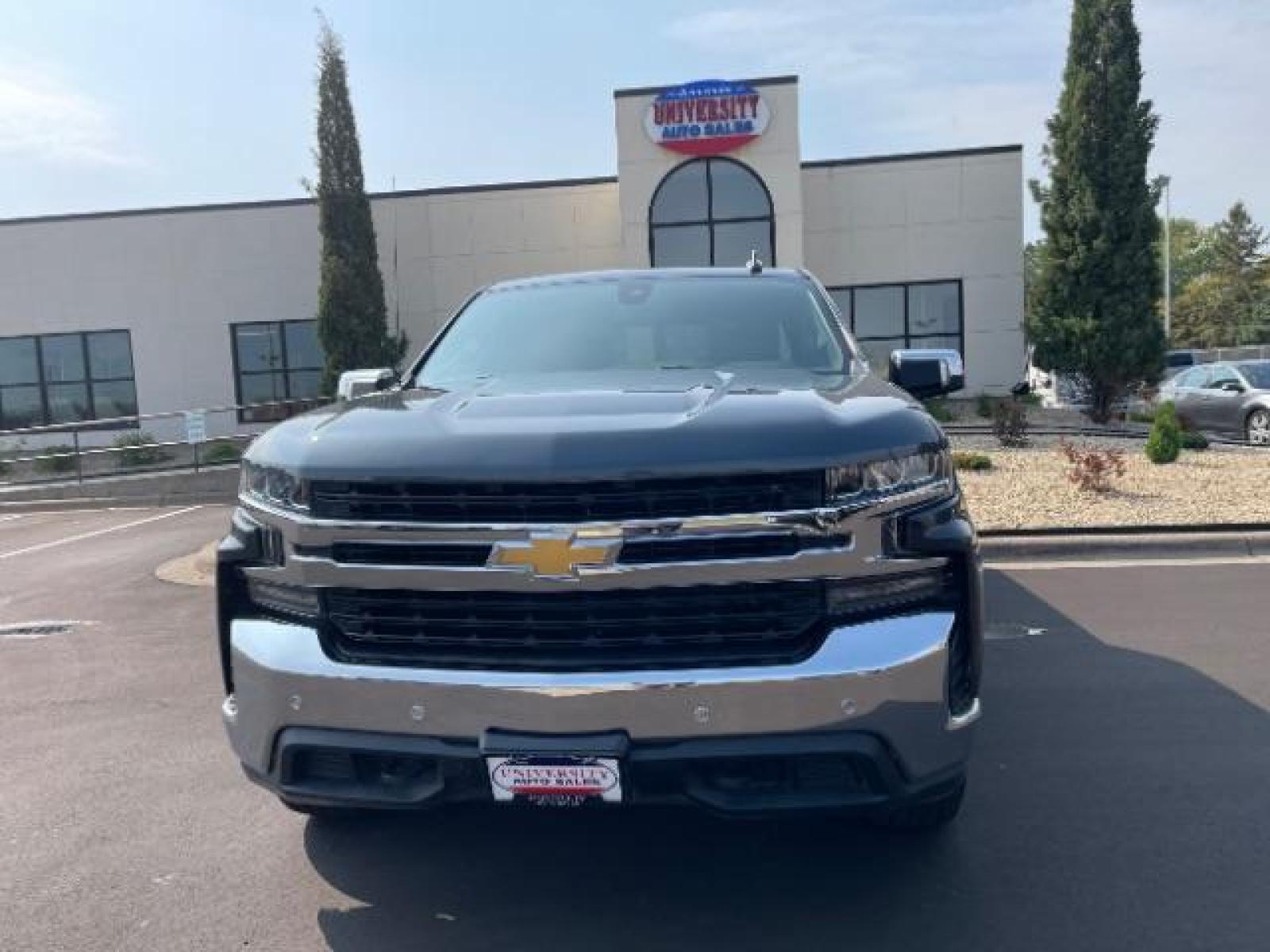 2019 Shadow Gray Metallic Chevrolet Silverado 1500 LT Crew Cab 4WD (1GCUYDED8KZ) with an 5.3L V8 OHV 16V engine, 6-Speed Automatic transmission, located at 3301 W Hwy 13, Burnsville, MN, 55337, (952) 460-3200, 44.775333, -93.320808 - Photo #0