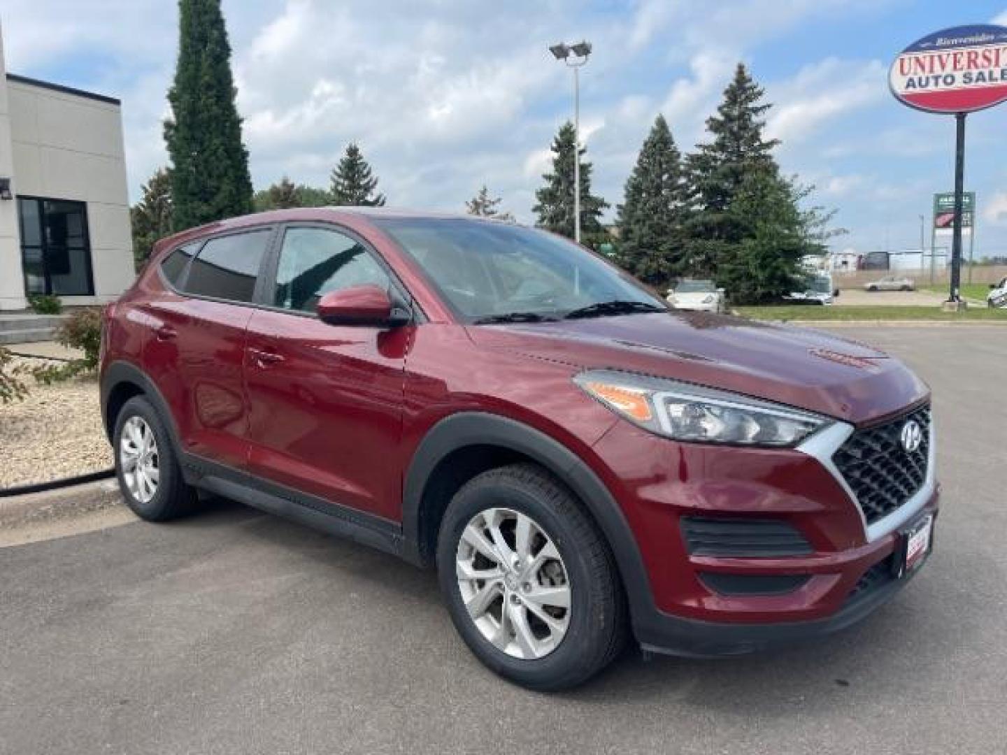 2020 Gemstone Red Hyundai Tucson SE AWD (KM8J2CA47LU) with an 2.0L L4 DOHC 16V engine, 6-Speed Automatic transmission, located at 3301 W Hwy 13, Burnsville, MN, 55337, (952) 460-3200, 44.775333, -93.320808 - Photo#2