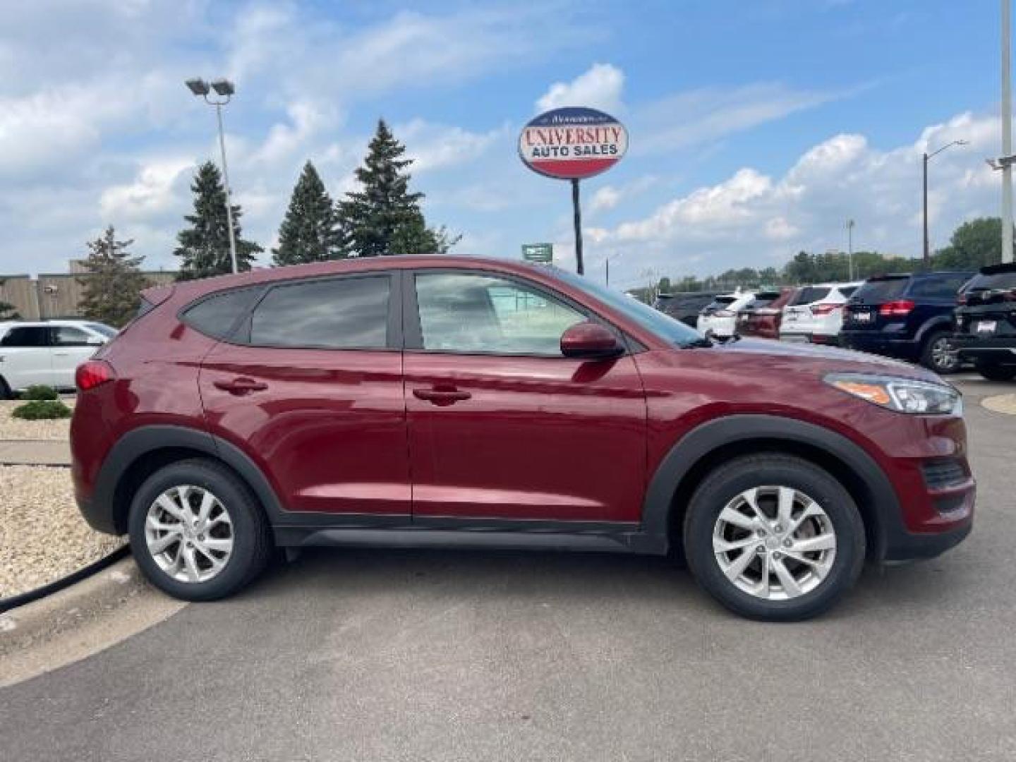 2020 Gemstone Red Hyundai Tucson SE AWD (KM8J2CA47LU) with an 2.0L L4 DOHC 16V engine, 6-Speed Automatic transmission, located at 3301 W Hwy 13, Burnsville, MN, 55337, (952) 460-3200, 44.775333, -93.320808 - Photo#4